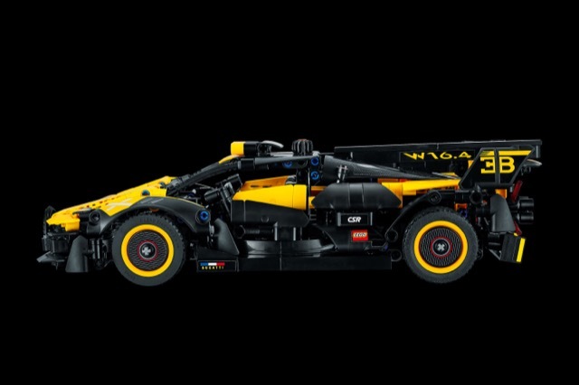 LEGO Technic Bugatti Bolide3 2023-1-2