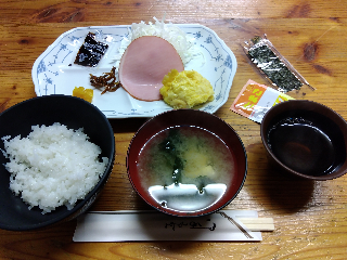 剣沢小屋の朝食