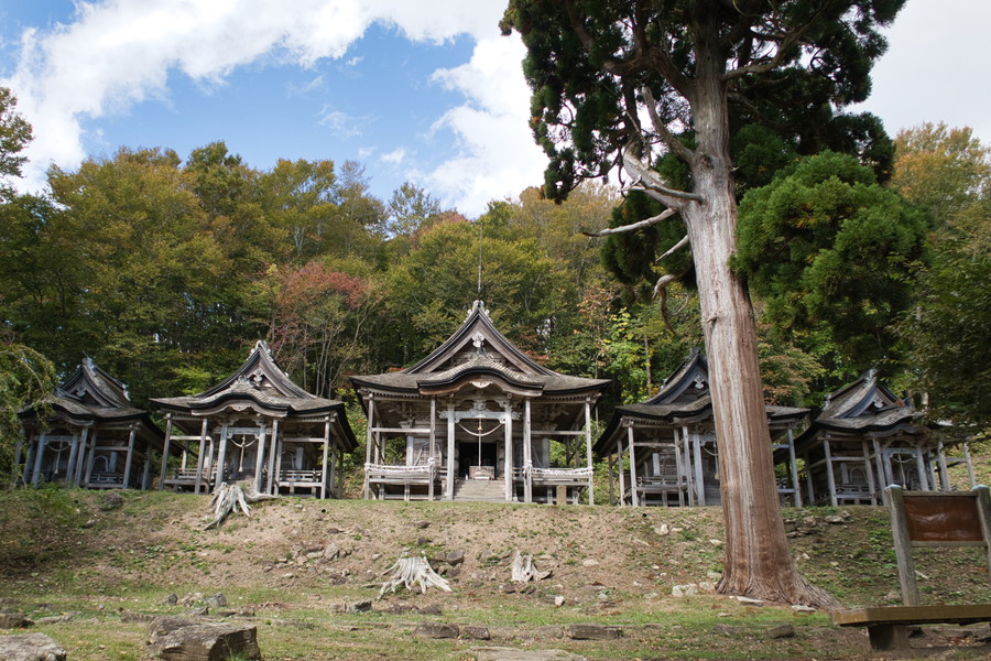 赤神神社五社堂1