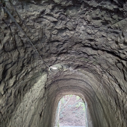 燈籠坂大師トンネル