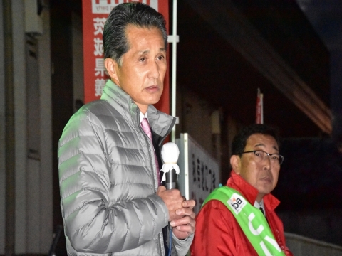 「12月9日(金街頭ご挨拶(辻立ち)「行里川歩道橋ローソン杉並店」スポット!街頭作戦!「宮下町タイヨー石岡店」「山王台市役所通りカスミ石岡店」 (13)_R