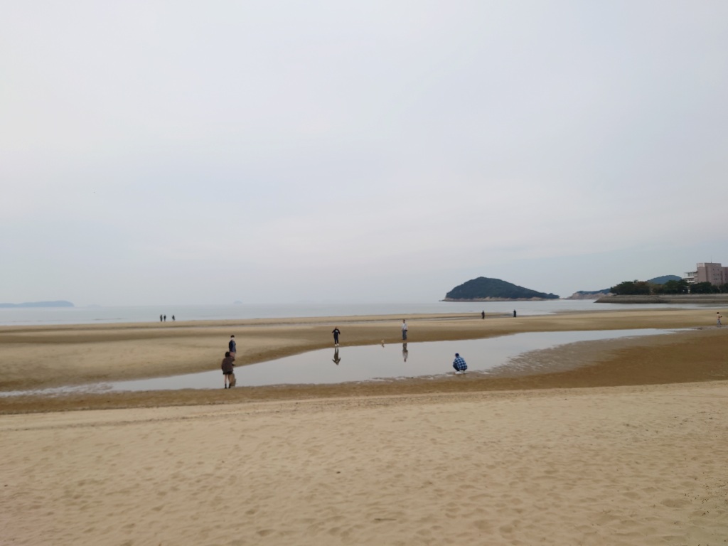 「父母ヶ浜(香川県三豊市)」SNSで人気！ウユニ塩湖のような写真撮影スポット